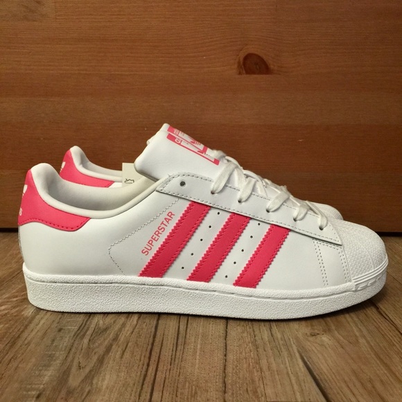 adidas Shoes - 💗NEW💗 ADIDAS SUPERSTAR